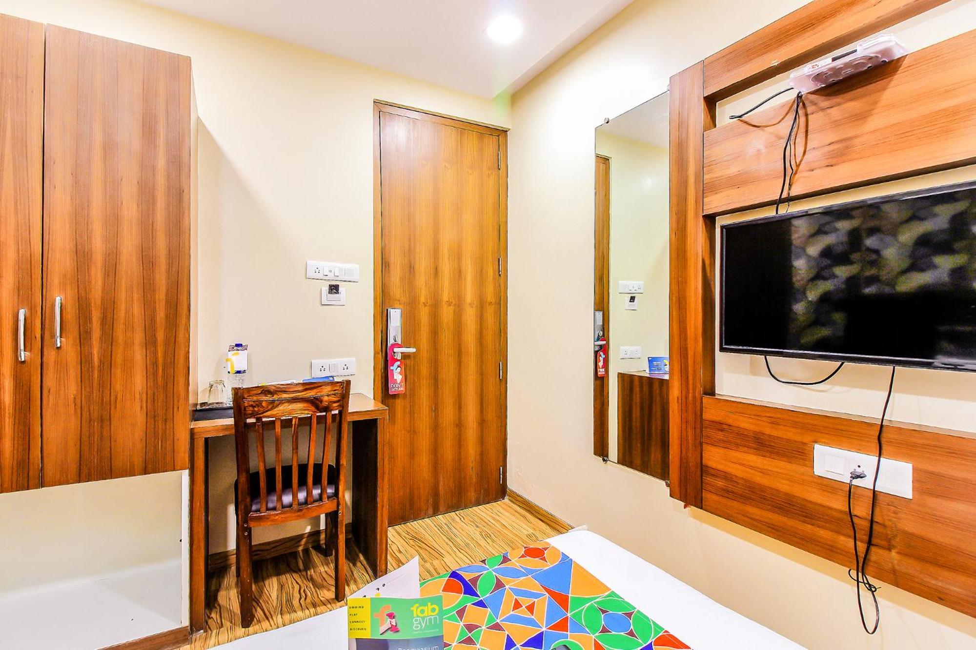 Fabhotel Arton Suite - Nr Mumbai International Airport エクステリア 写真