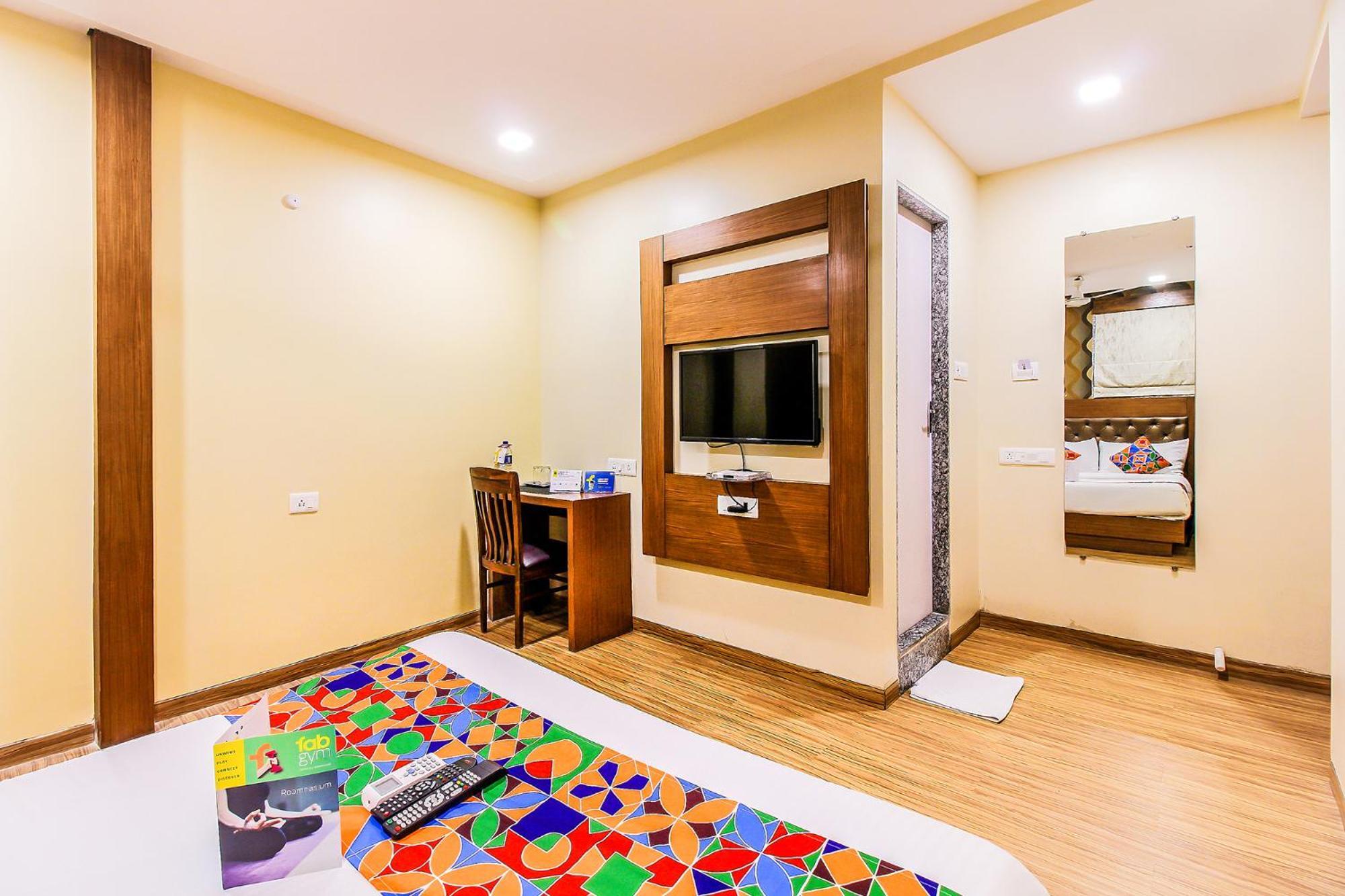 Fabhotel Arton Suite - Nr Mumbai International Airport エクステリア 写真