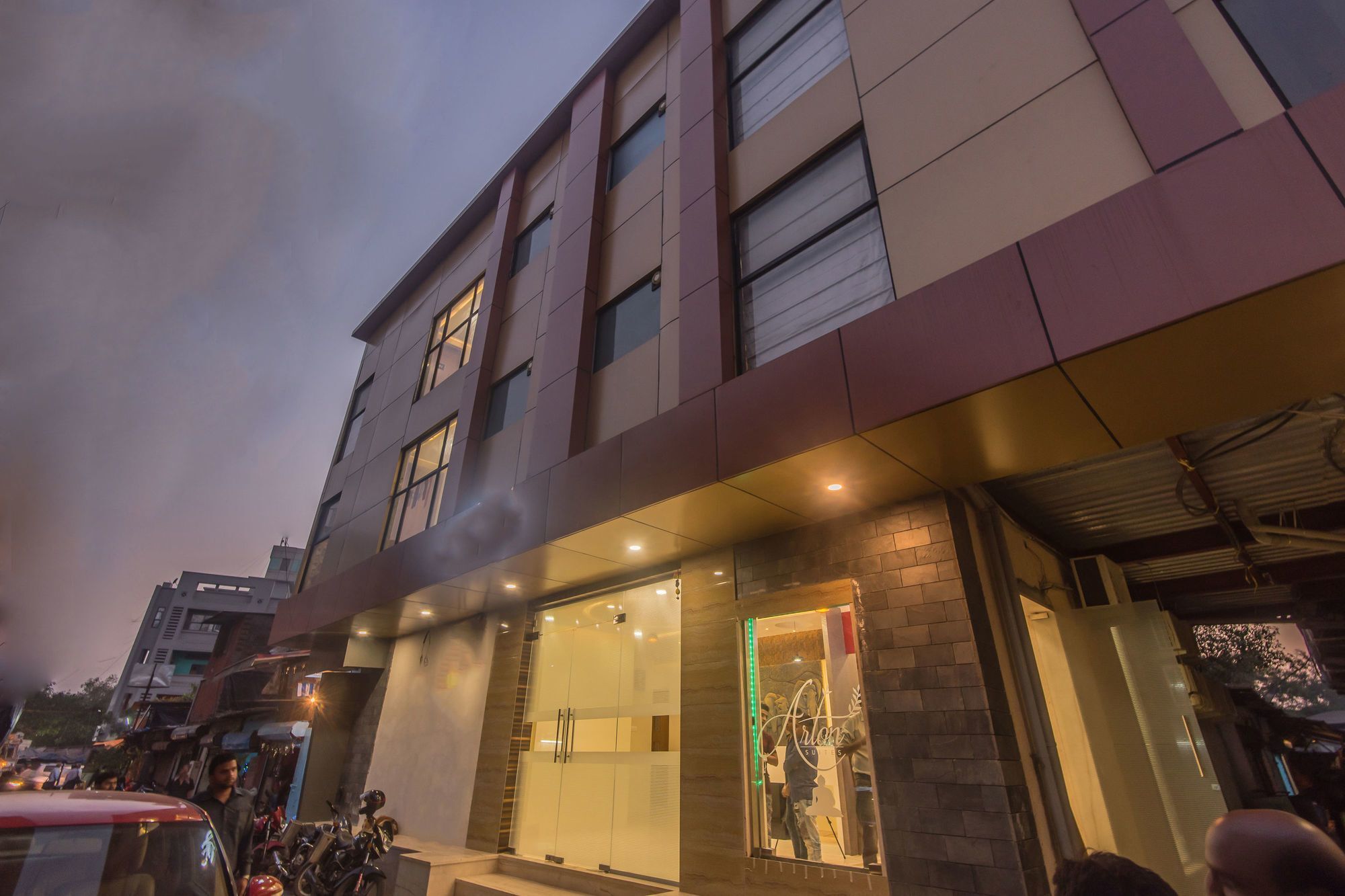 Fabhotel Arton Suite - Nr Mumbai International Airport エクステリア 写真